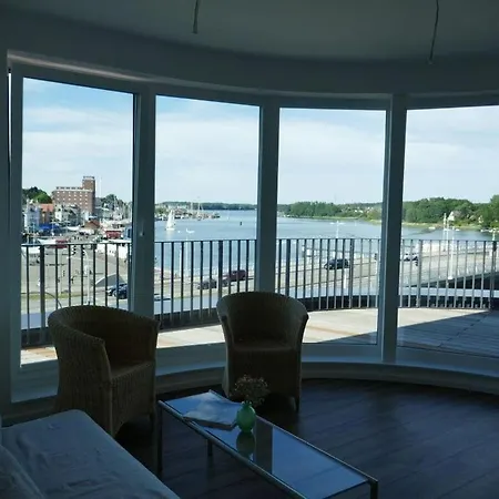 At The South Harbor Lejlighed