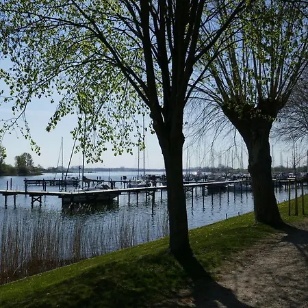 At The South Harbor Lejlighed *