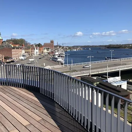 Lejlighed At The South Harbor *